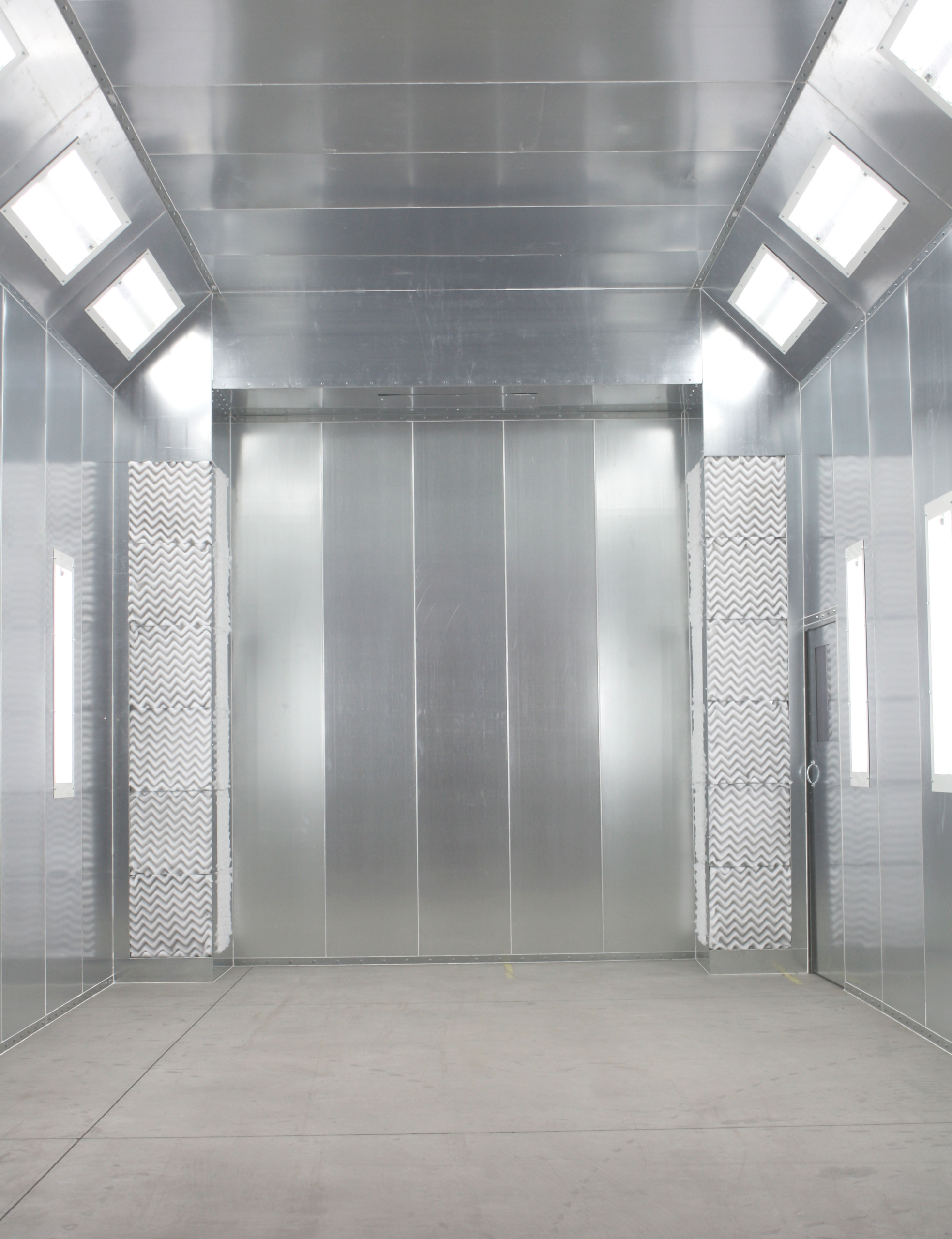 GFS General Purpose Crossdraft Non-Pressurized Paint Booth 2 GFS General Purpose Crossdraft Non-Pressurized Paint Booth - Image 2